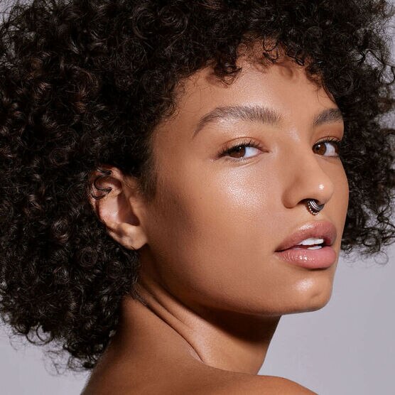 HYDRA VIZOR HUEZ SPF 30 SHADE 5