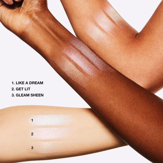 MAC        HYPER REAL    FACE GLOWI