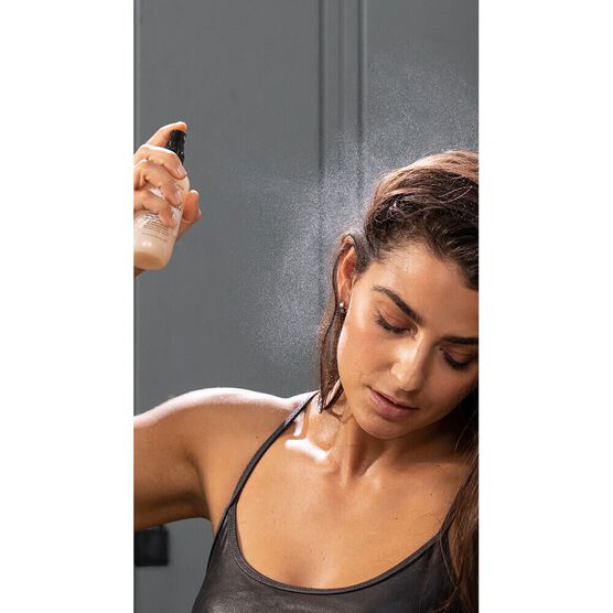BUMBLE     ACTIVE DRY    HAIR 120ML