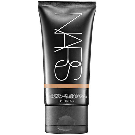 Base Pure Radiant Tinted Moisturizer SPF 30 na Sephora