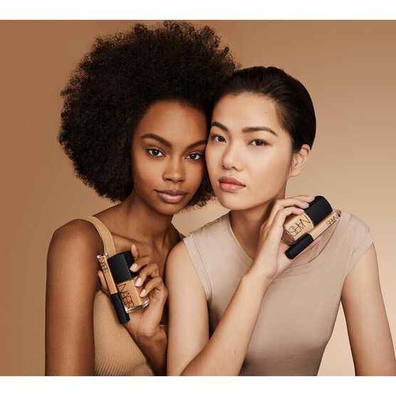 NARS       SHEER GLOW FO FOUN 30ML