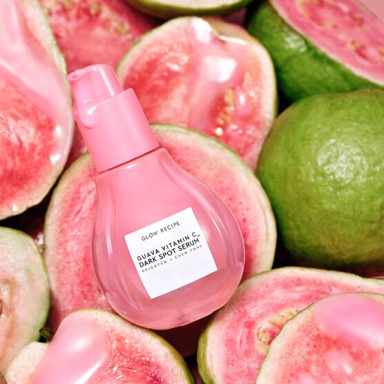 SÉRUM PARA MANCHAS COM VITAMINA C GLOW RECIPE GUAVA
