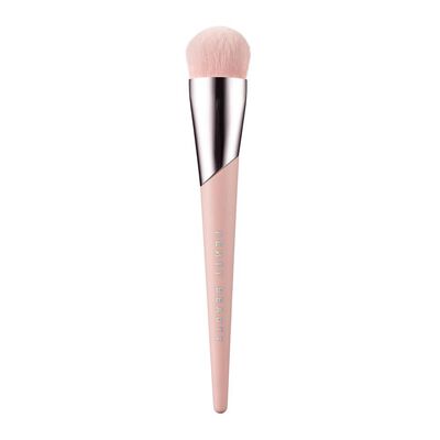 FENTY      FULL-BODIED   FACE 110
