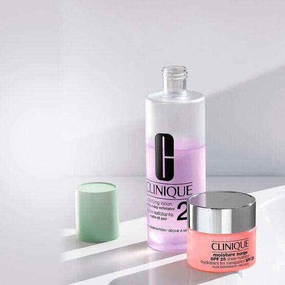 Moisture Surge Hidratante SPF 25