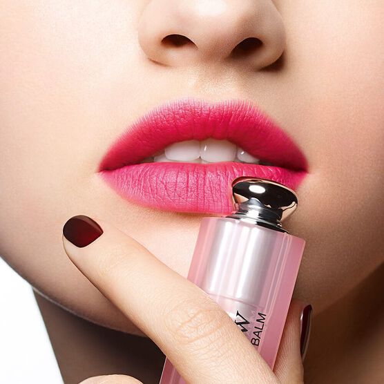 DIOR       DIOR ADDICT   LIP  GLOW