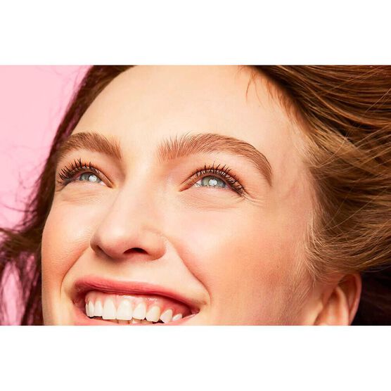 BENEFIT    PRECISELY     BROW N°02