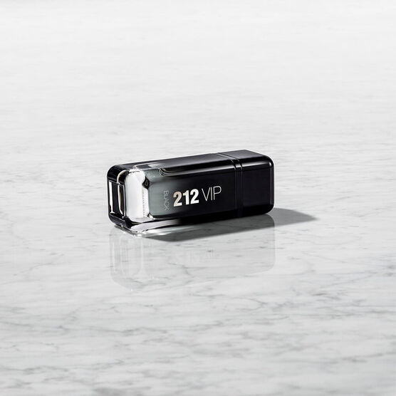 HERRERA    212 VIP BLACK EDP  200ML